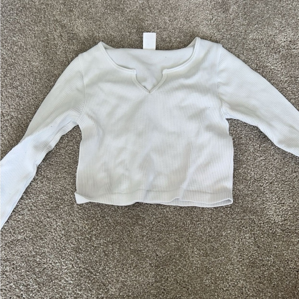Long sleeve white cropped shirt